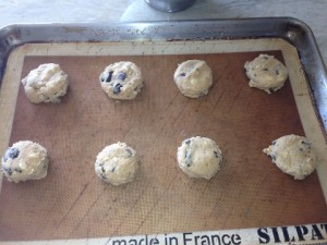 Classic Chocolate Chip Cookies 2014-06-04 045 (480×360) Image 1