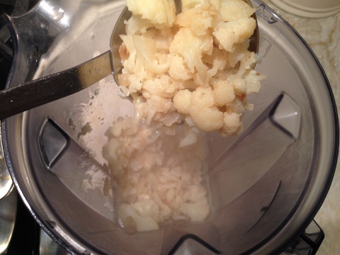 Creamy Cauliflower Soup with Mushroom Ragout 059 (480x360)