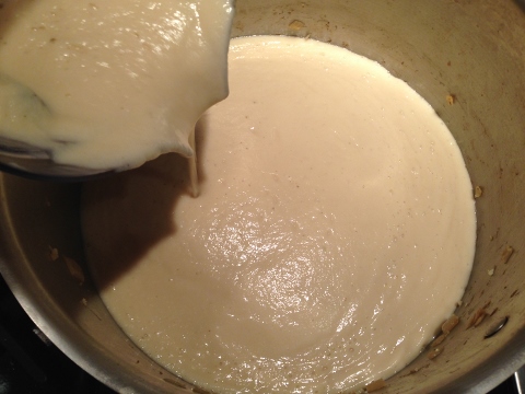 Creamy Cauliflower Soup with Mushroom Ragout 077 (480x360)