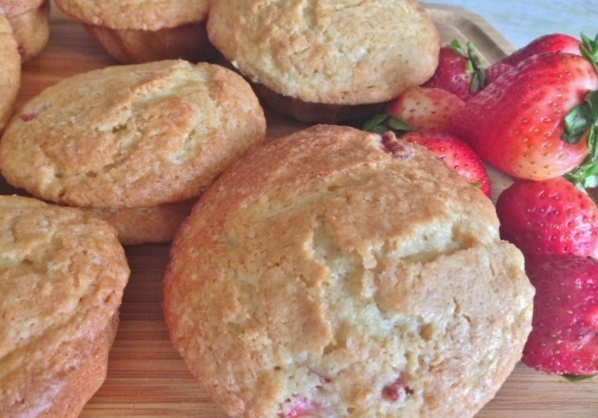 Strawberry-Lemon Muffins – Recipe! Image 3