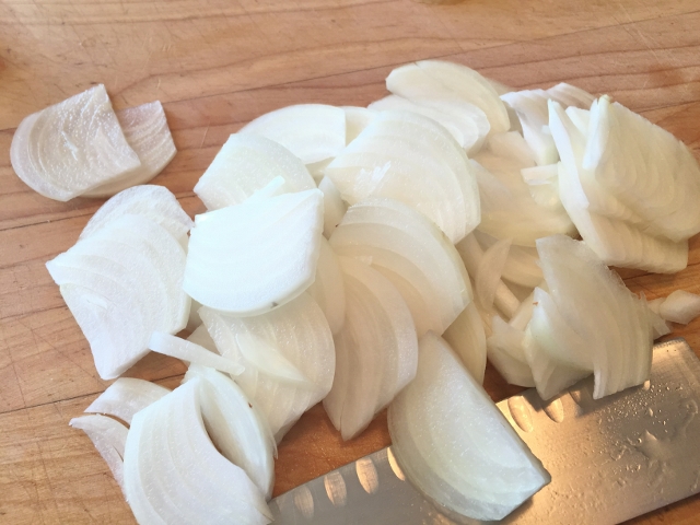 Easy Caramelized Onion & Fig Tart 013 (640x480)