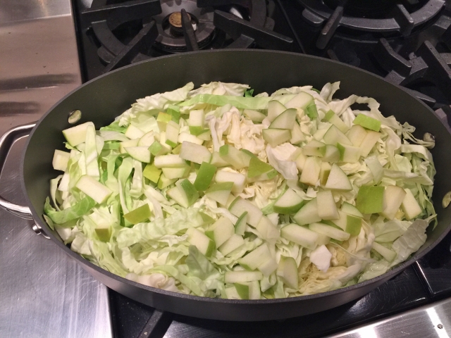 Spiced Pork with Sauteed Cabbage & Apples 028 (640x480)