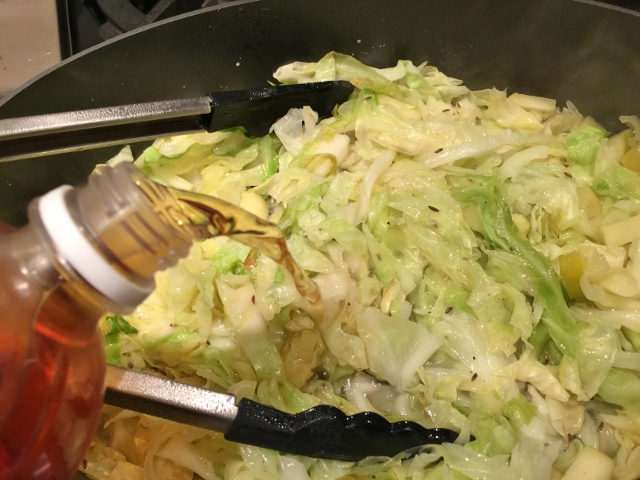 Spiced Pork with Sauteed Cabbage & Apples 049 (640x480)