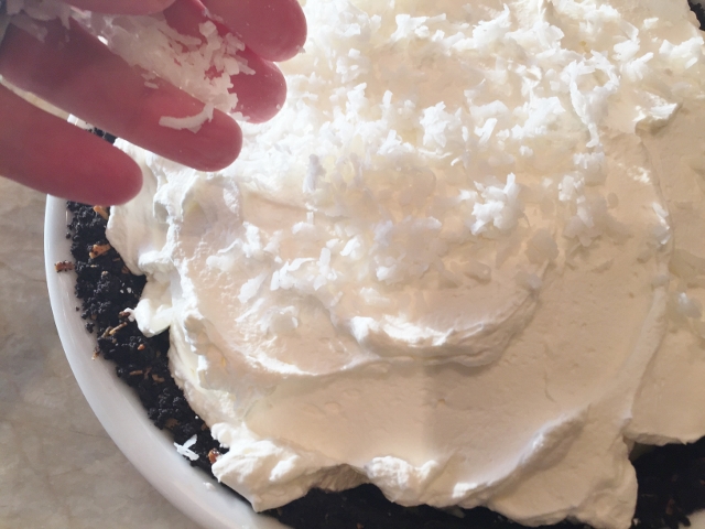 Coconut Cream Pie with Chocolate Crumb Crust 139 (640x480)