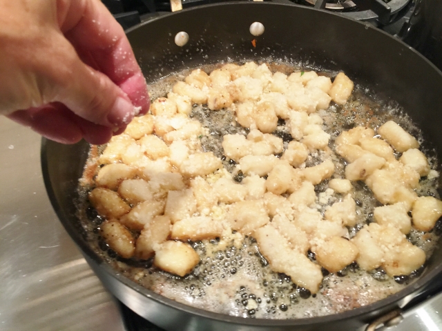 Gnocchi in Brown Butter Basil Sauce 064 (640x480)