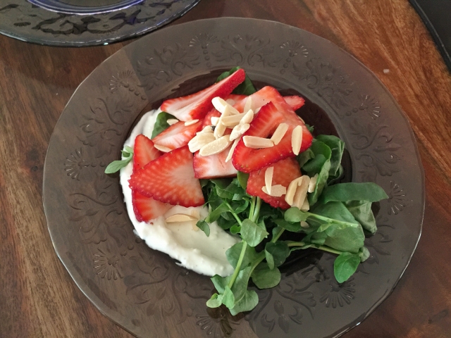 Watercress, Strawberry and Feta Cream Salad 032 (640x480)