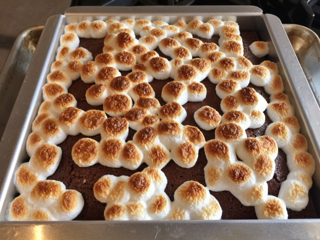 Smore Brownies 056 (640x480)