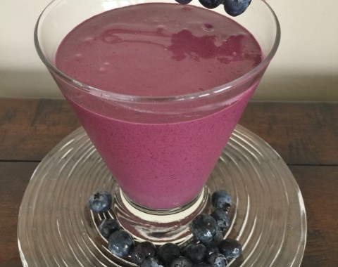 Blueberry Buckle Protein Smoothie – Recipe!
