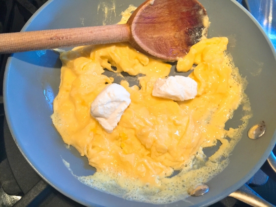 Avocado Toasts with Creamy Soft Scrambled Eggs 023 (560x420)
