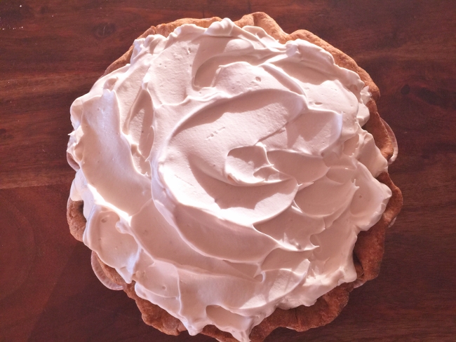 pumpkin-pie-with-brown-sugar-meringue-056-650x488