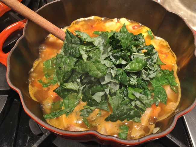 roasted-root-vegetable-soup-with-arugula-oil-051-650x488