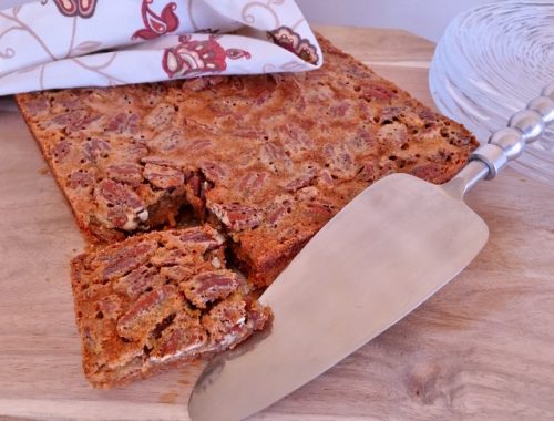 Pecan Pie Bars with Graham Cracker Crust – Recipe!