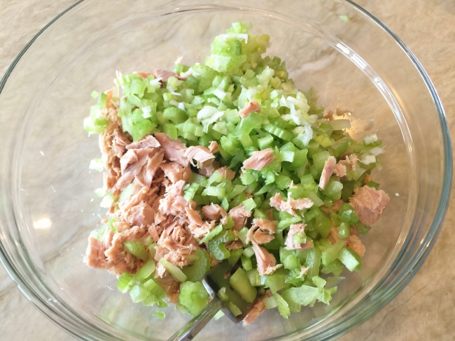 Tuna Salad Sandwiches 001 (650x488)