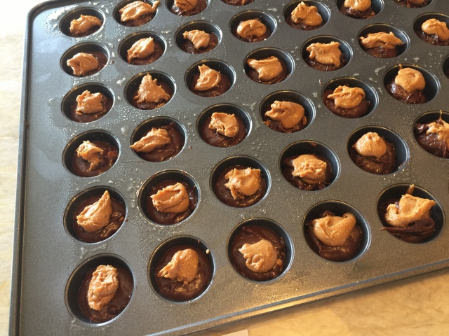 Chocolate Peanut Butter Brownie Bites – Recipe! Image 7