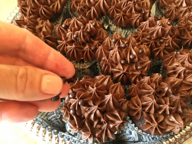 Fudgy Chocolate Cupcakes – Recipe! Image 8