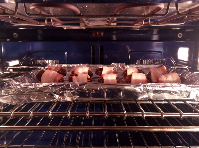 Almond Stuffed Bacon Wrapped Dates – Recipe! Image 6