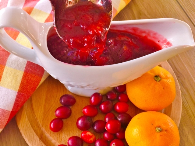 Boozy Orange-Cranberry Sauce – Recipe! Image 1