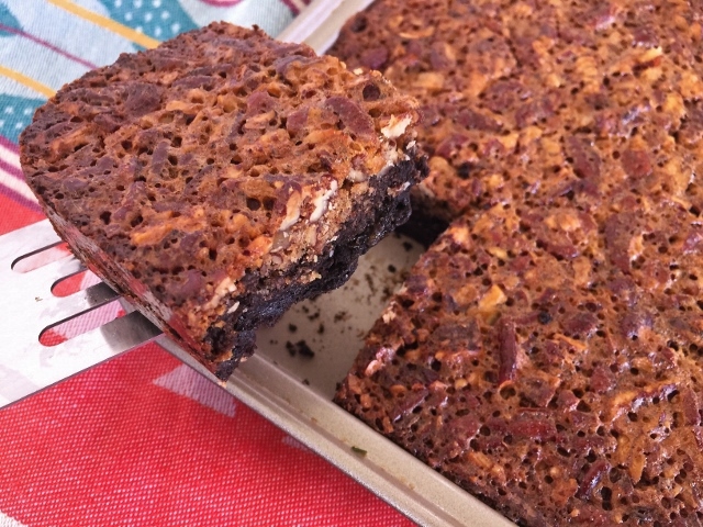 Pecan Pie Bars with Chocolaty Crust – Recipe! Image 2