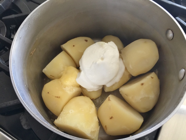 Sour Cream Mashed Potatoes – Recipe! Image 3