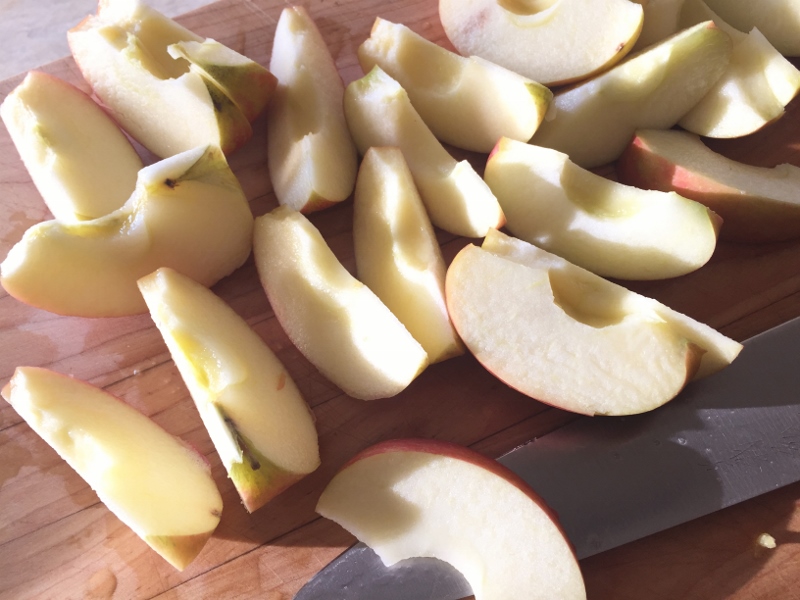 Homemade Apple Sauce – Recipe! Image 3
