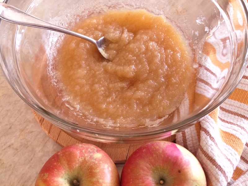 Homemade Apple Sauce – Recipe! Image 2