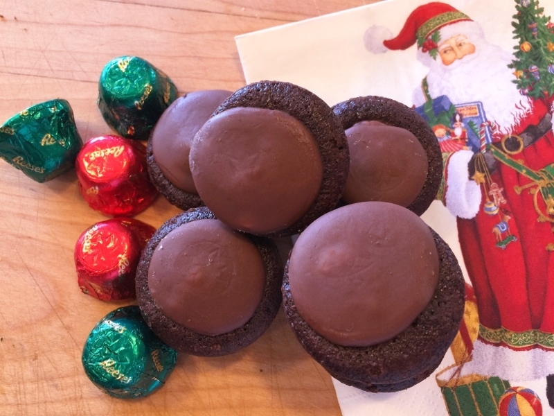 Peanut Butter & Chocolate Christmas Bites! Image 1