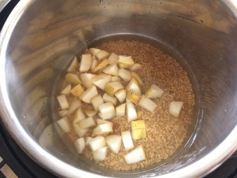 Instant Pot Pear & Cardamom Oats – Recipe! Image 3