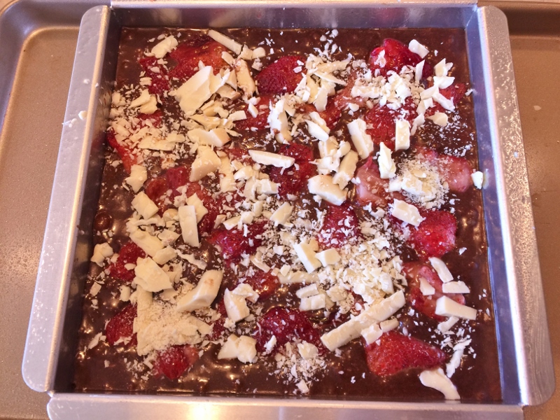 Roasted Strawberry & Shaved White Chocolate Brownies – Recipe! Image 10