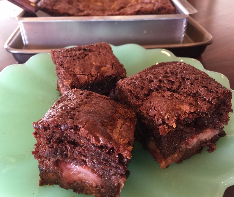 Roasted Strawberry & Shaved White Chocolate Brownies – Recipe! Image 1