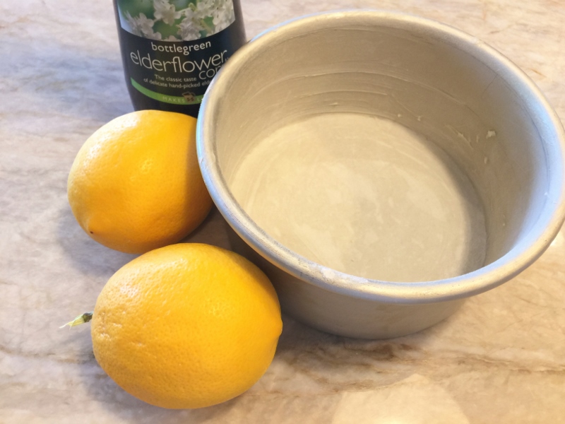 Lemon Elderflower Cake with Lemon Curd Cream – Recipe! Image 3