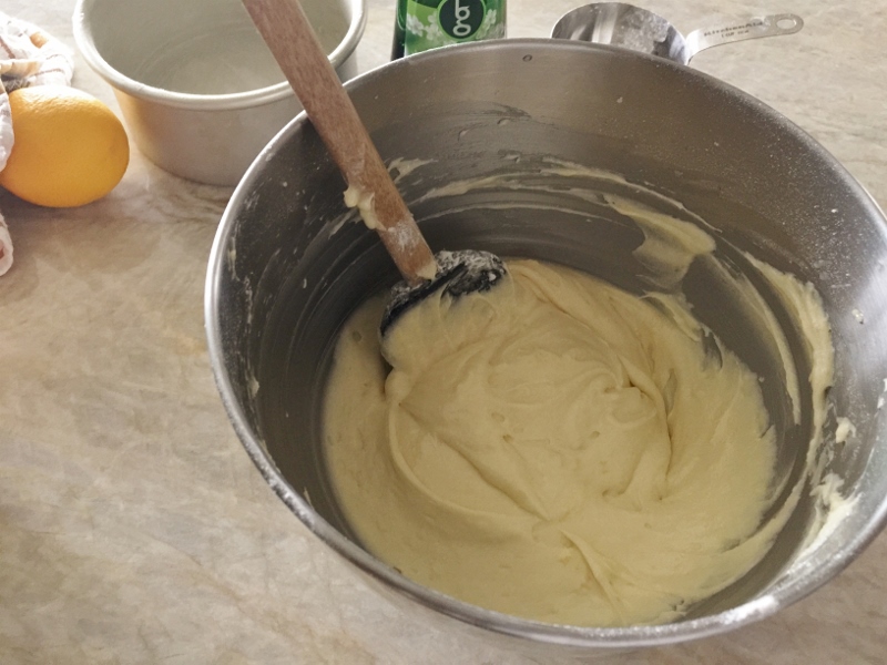 Lemon Elderflower Cake with Lemon Curd Cream – Recipe! Image 5