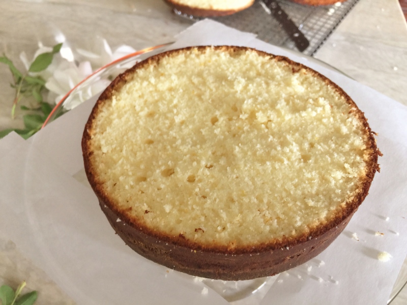 Lemon Elderflower Cake with Lemon Curd Cream – Recipe! Image 10