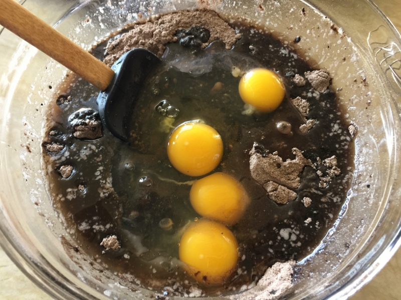 Turtle Brownie Bars – Recipe! Image 6