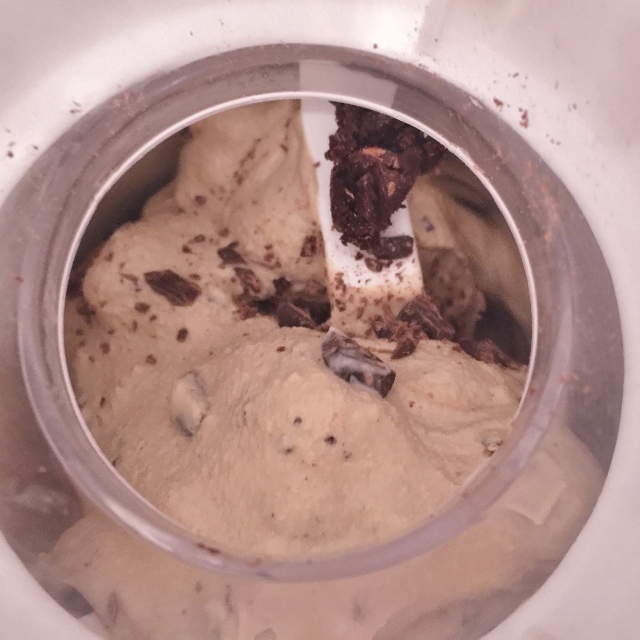 Mocha Double-Chocolate Chunk Ice Cream – Recipe! Image 3