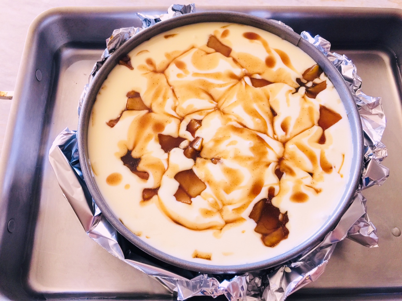 Caramel Apple Cheesecake – Recipe! Image 4