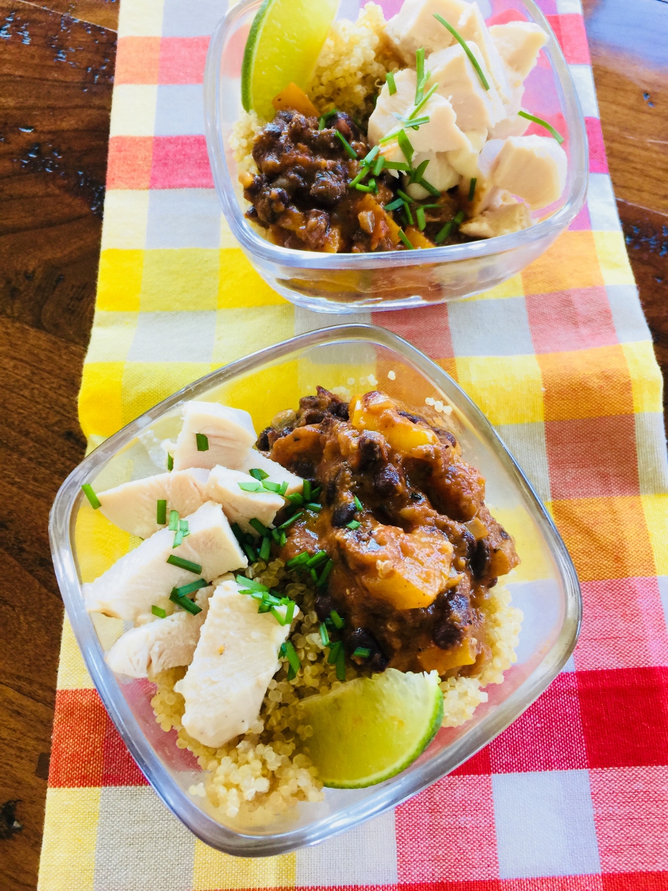 Chicken, Quinoa & Black Bean Burrito Bowls – Recipe! Image 2