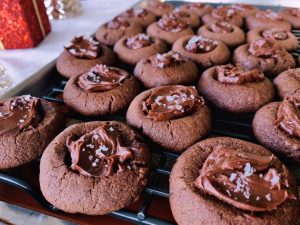 Salted-Chocolate-Thumbprint-Cookies-185-1280×960-1080×810 (1080×810) Image 1