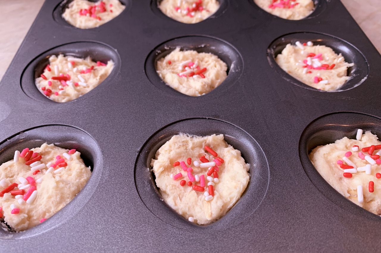 Mini Oatmeal White-Chocolate Heart Cookies – Recipe! Image 4