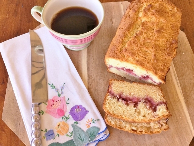 Strawberry-Almond Bread – Recipe! Image 2