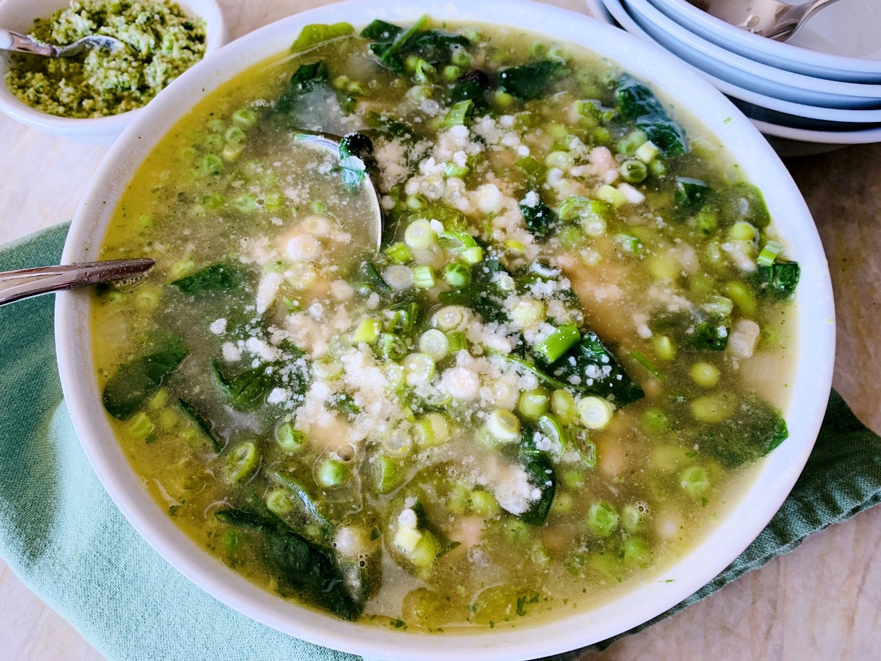 Green Minestrone with Spring Onion & Parsley Pesto – Recipe! Image 2