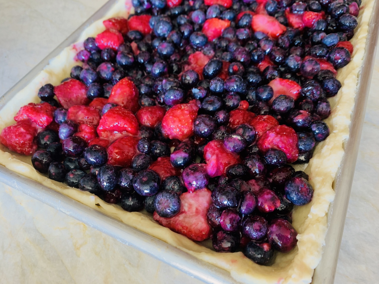 Mixed Berry Crumb Slab Pie – Recipe! Image 4