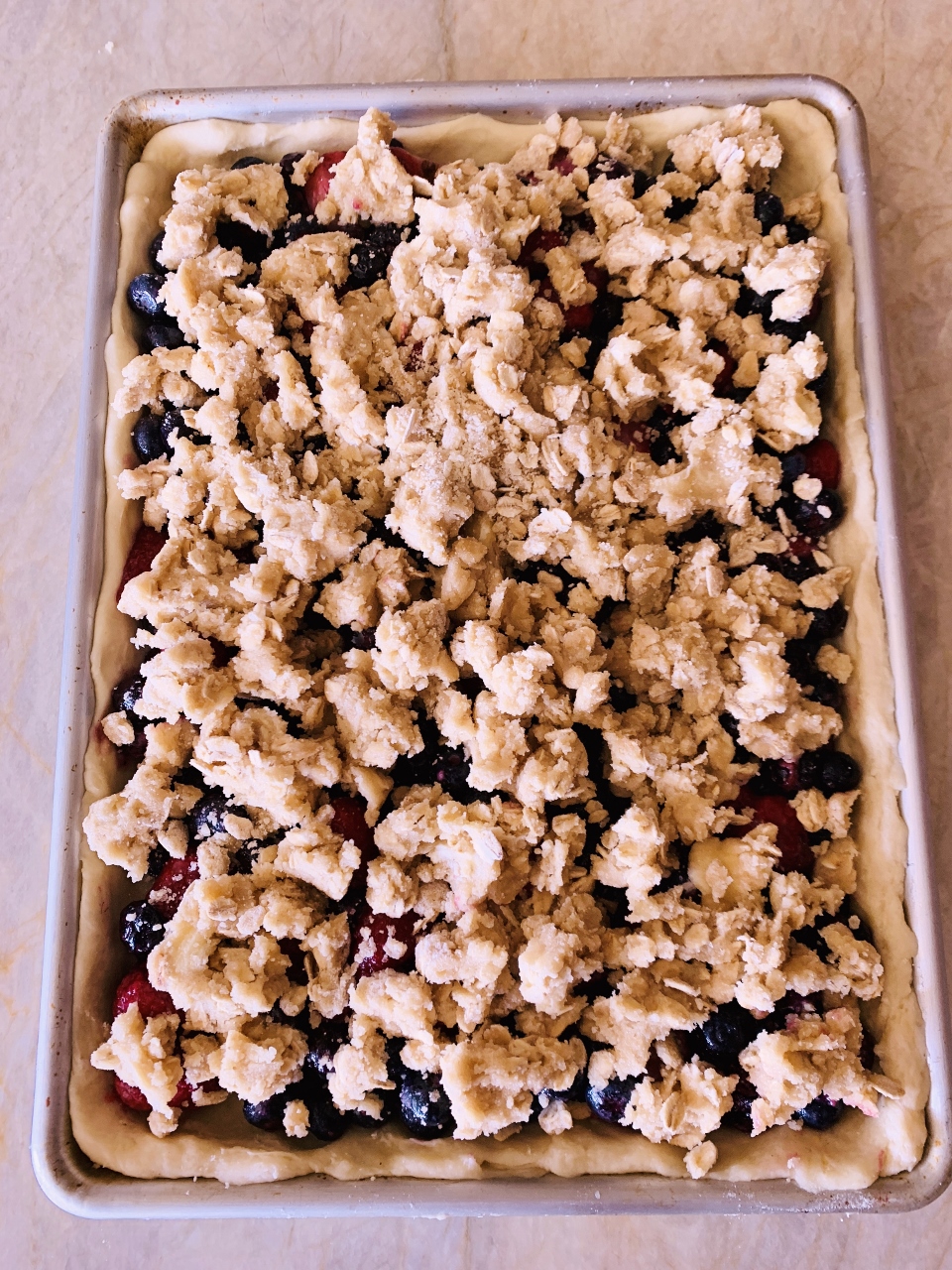 Mixed Berry Crumb Slab Pie – Recipe! Image 3