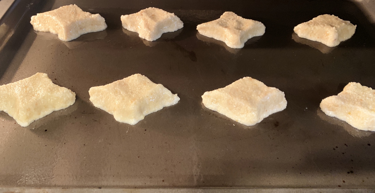 Ricciarelli, Tuscan Almond Cookies – Recipe! Image 3