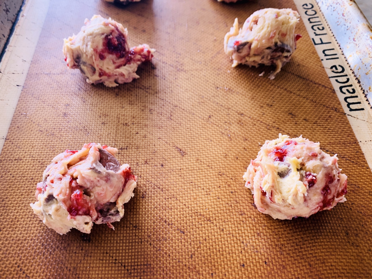 Raspberry Milk Chocolate Chunk Cookies – Recipe! Image 4