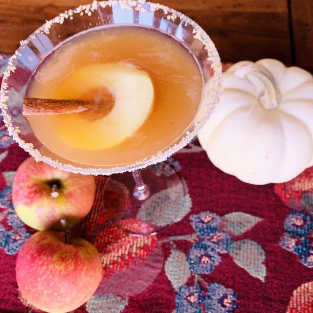 Apple Desserts Worthy of Your Holiday Table! Image 11