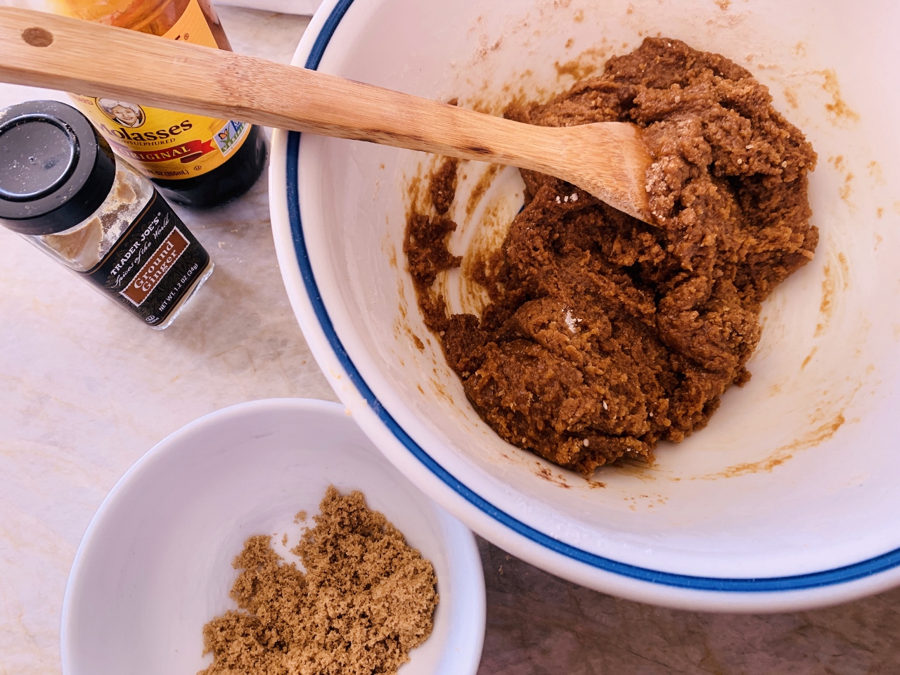 Spelt Ginger Crinkle Cookies – Recipe! Image 3