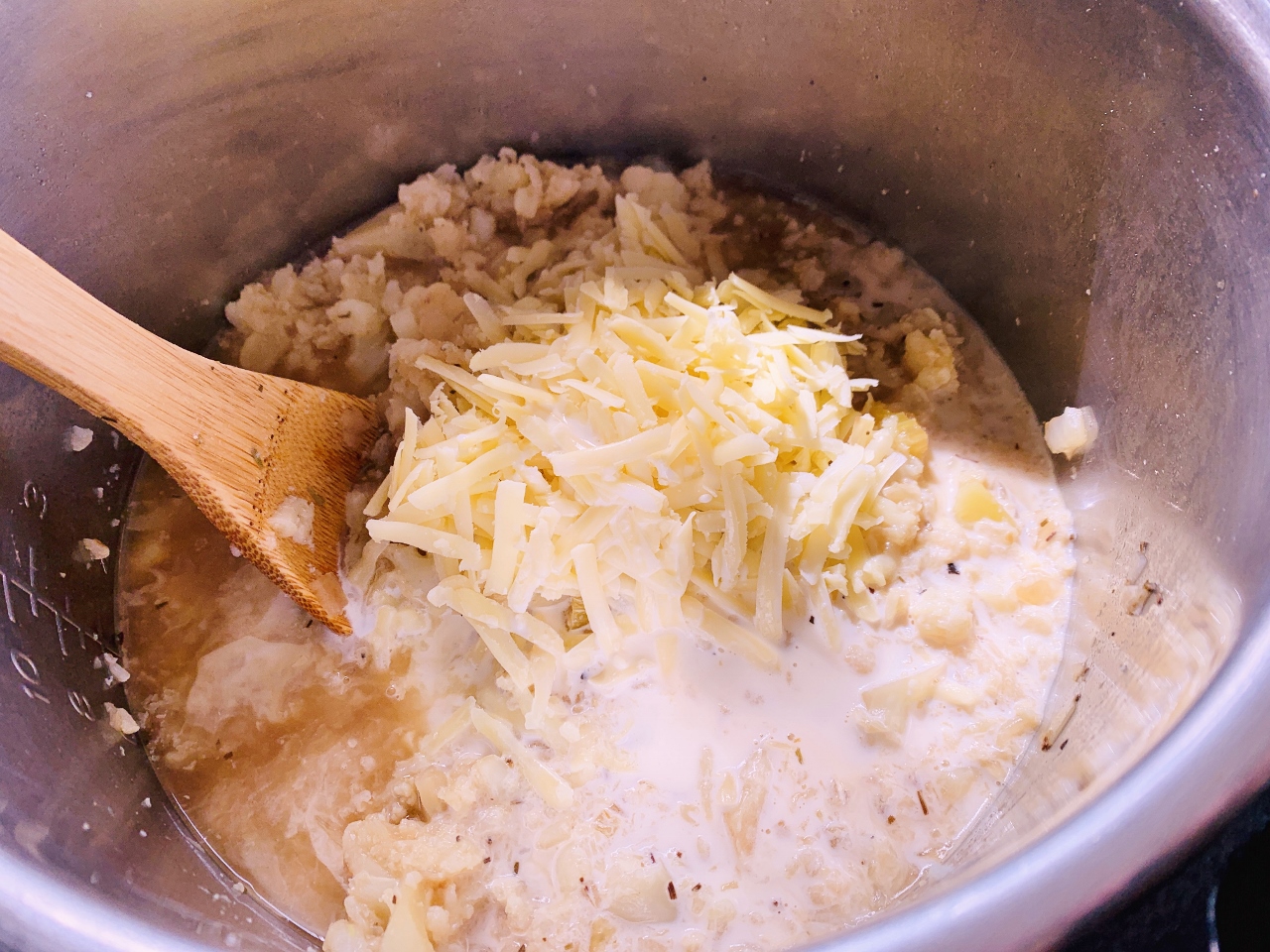 Instant Pot Creamy Cauliflower Chowder – Recipe! Image 4