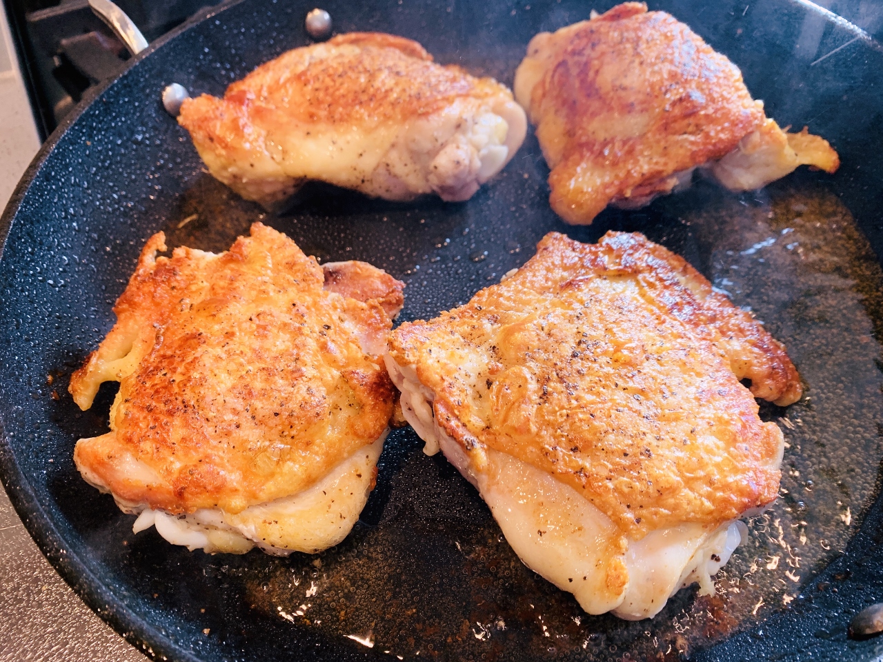 Spring Skillet Chicken with Tarragon & Butter Lettuce – Recipe! Image 3