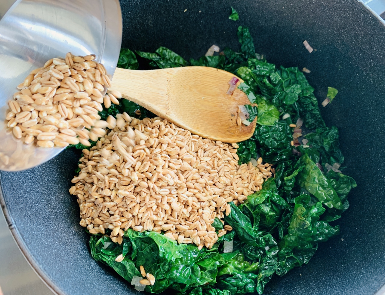 Tuscan Chicken, Farro & Kale Soup – Recipe! Image 3