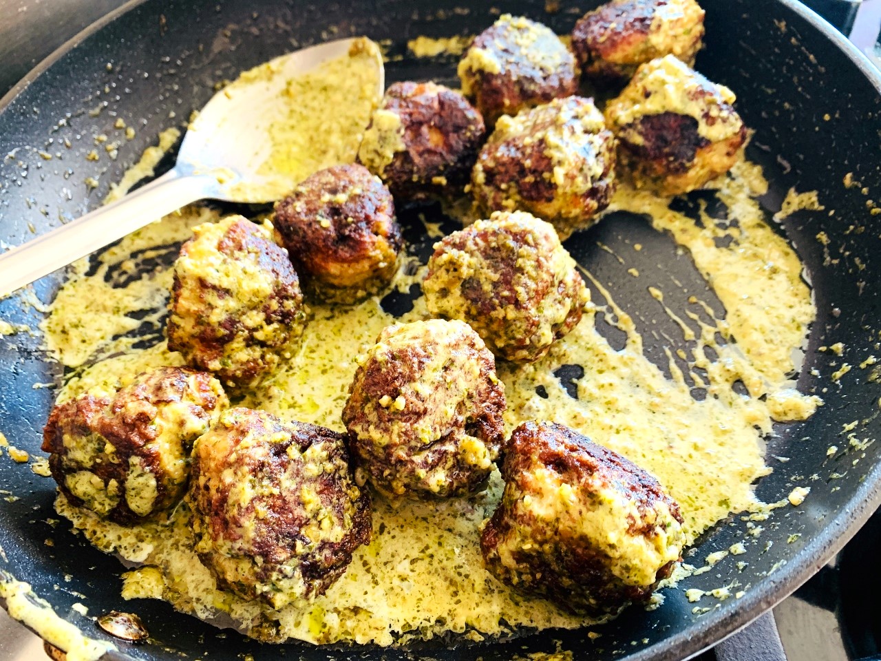 Turkey Meatballs with Creamy Arugula Pesto Sauce – Recipe! Image 2
